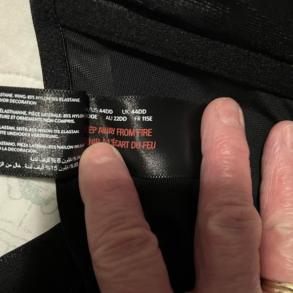 Ashley Graham Bra - Picture 5 of 5